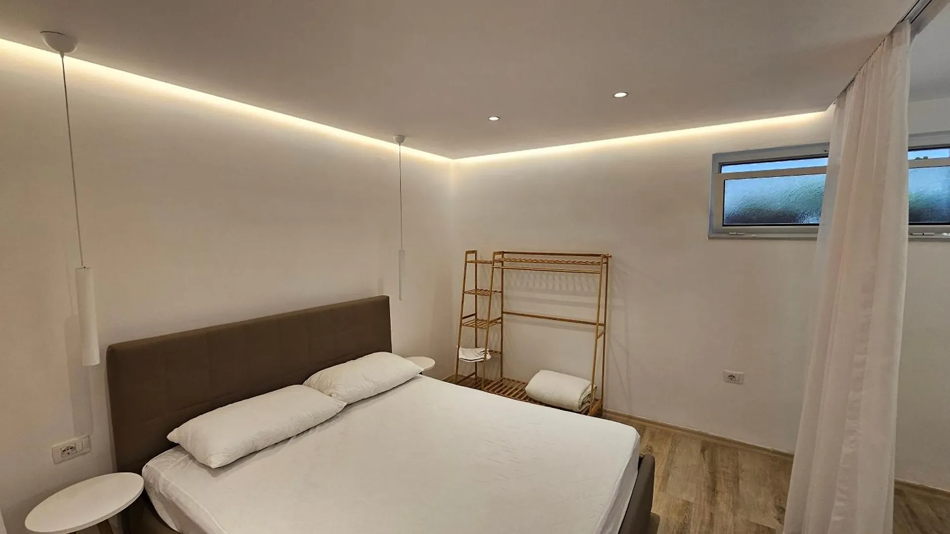 The Blueway Apartments Sarande