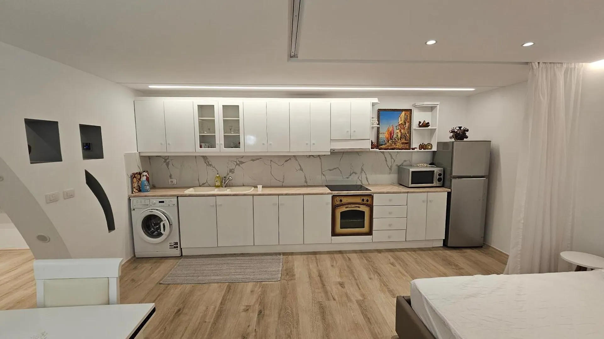 The Blueway Apartments Sarande